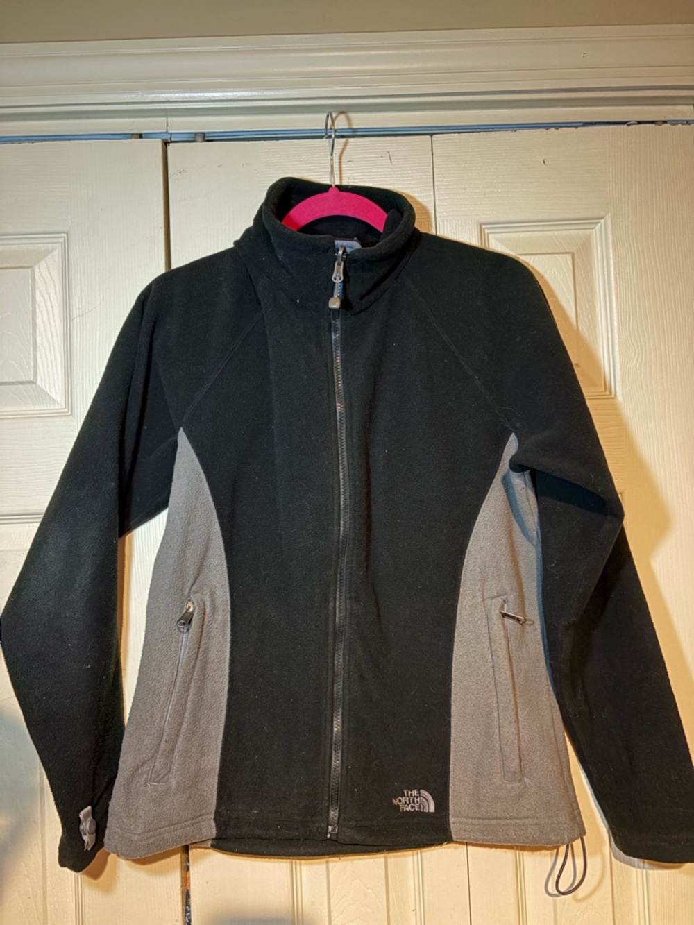 The North Face Women's Black and Gray Fleece Utility Jacket